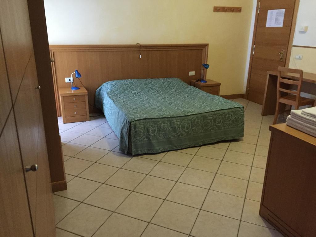 Hotel Vallefura Пескокостанцо Екстер'єр фото